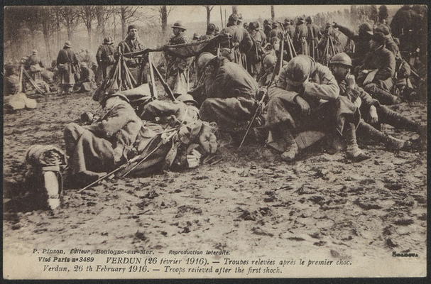 Verdun : Troupes relevées après le premier choc