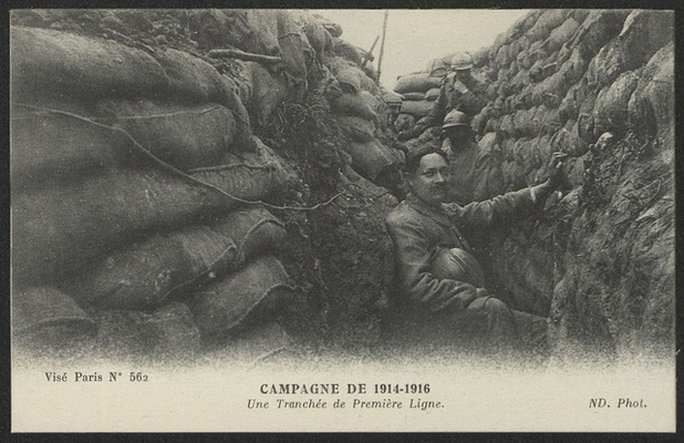 Campagne de 1914-1916 : une tranchée de première ligne